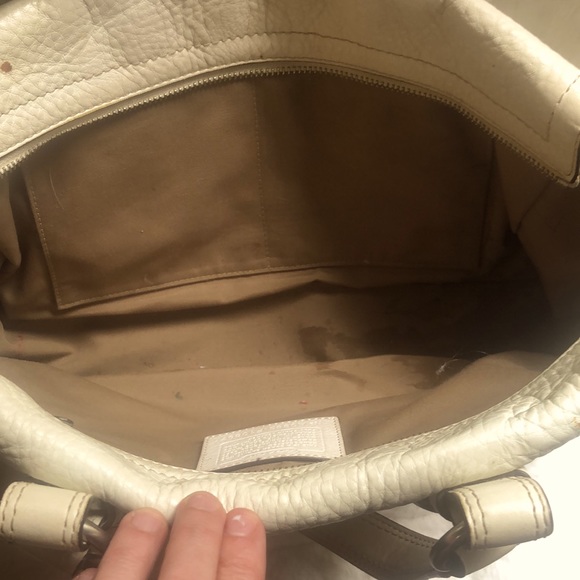 Coach - Picture 3 of 4